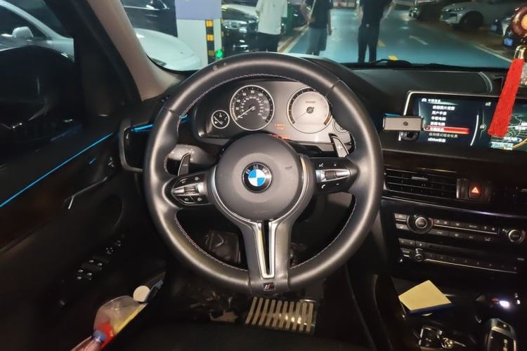 Used BMW X5  Steering Wheel
