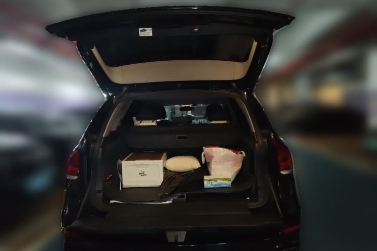 Used BMW X5  Trunk