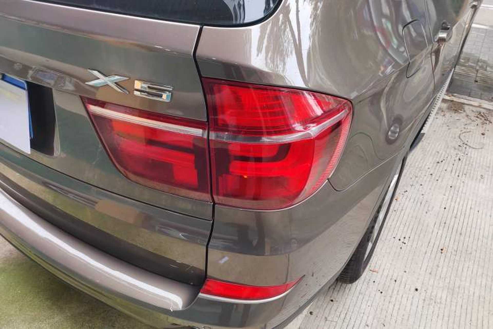 Used BMW X5 2013 xDrive35i U.S. specification Right Rear Taillight