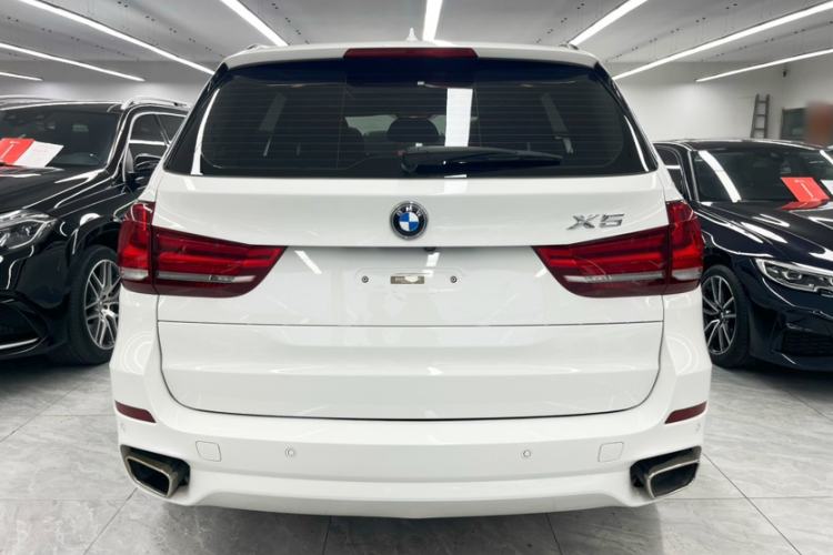 Used BMW X5  Exterior 4