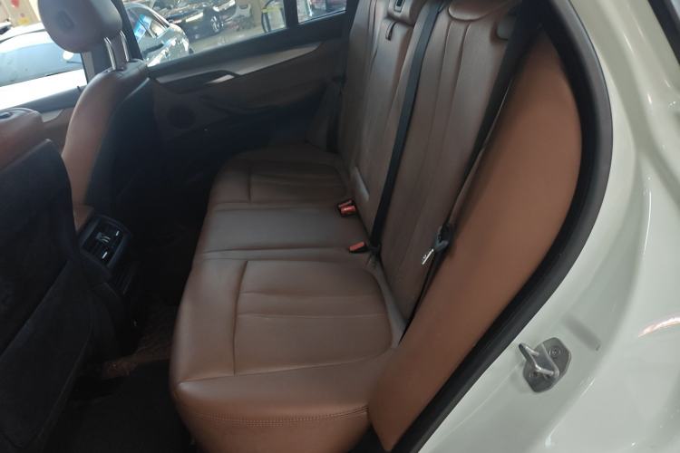 Used BMW X5  Interior 1
