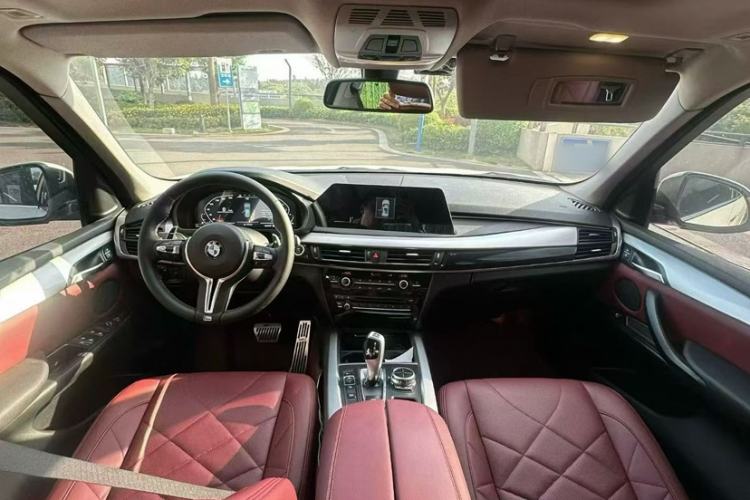Used BMW X5  Interior 3