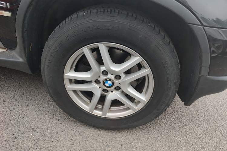 Used BMW X5 2006 3.0i Right Front Wheel Hub