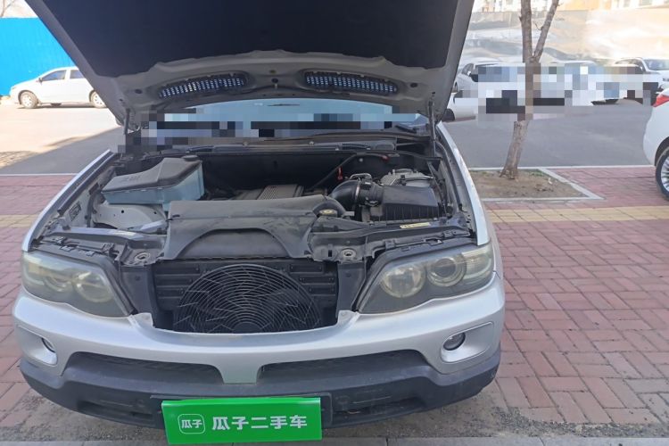 Used BMW X5 2006 3.0i Engine Bay Left