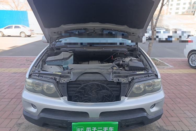 Used BMW X5 2006 3.0i Engine Bay
