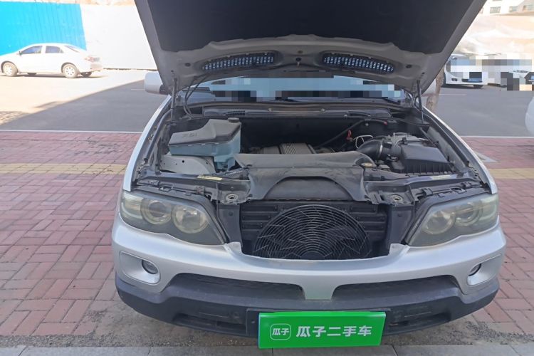 Used BMW X5 2006 3.0i Engine Bay Right