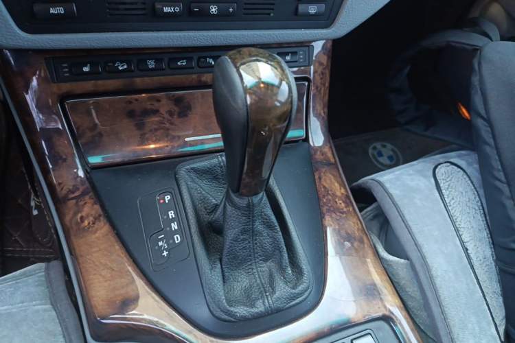 Used BMW X5 2006 3.0i Gear Lever