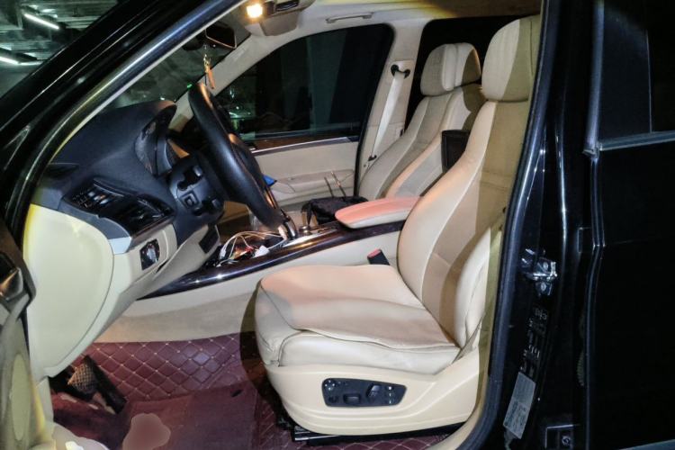 Used BMW X5  Left Front Seat