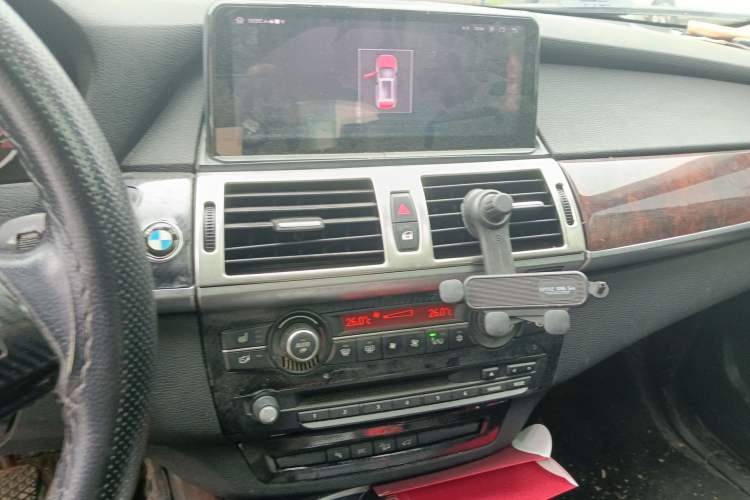 Used BMW X5  Audio And AC Panel