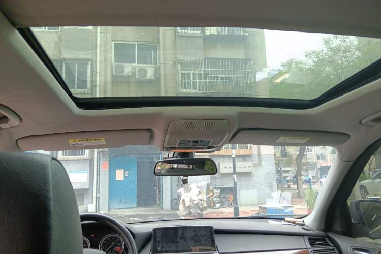 Used BMW X5  Headliner
