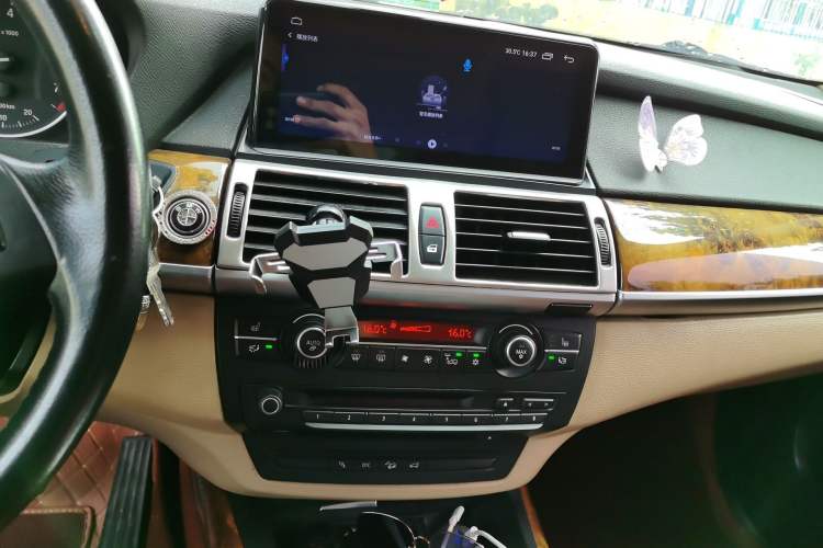 Used BMW X5 2008 xDrive30i Elegant Model Audio And AC Panel