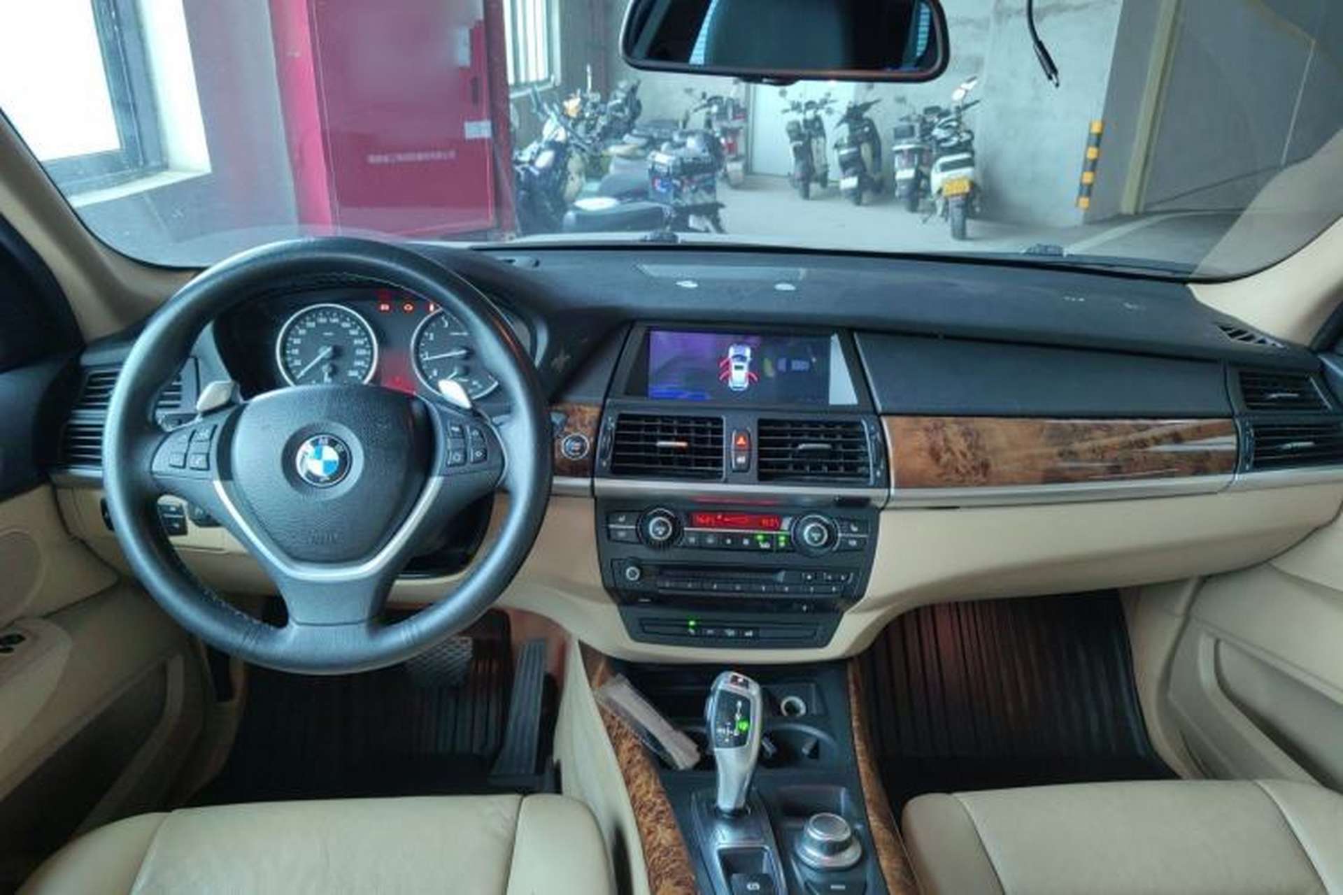 Used BMW X5 2008 xDrive30i Luxury Model Center Console