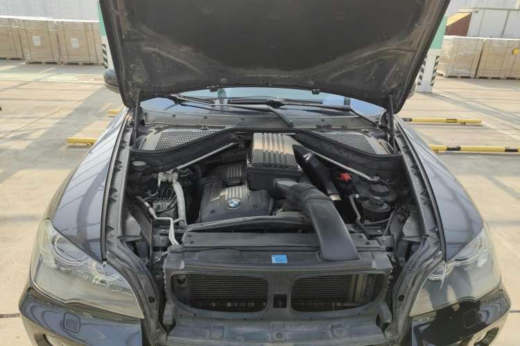 Used BMW X5 2008 xDrive30i Elegant Model Engine Bay