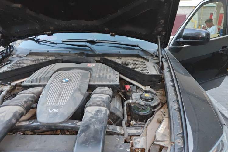 Used BMW X5  Engine Bay Left