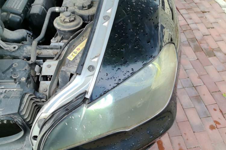 Used BMW X5 2008 xDrive30i Elegant Model Engine Bay Left