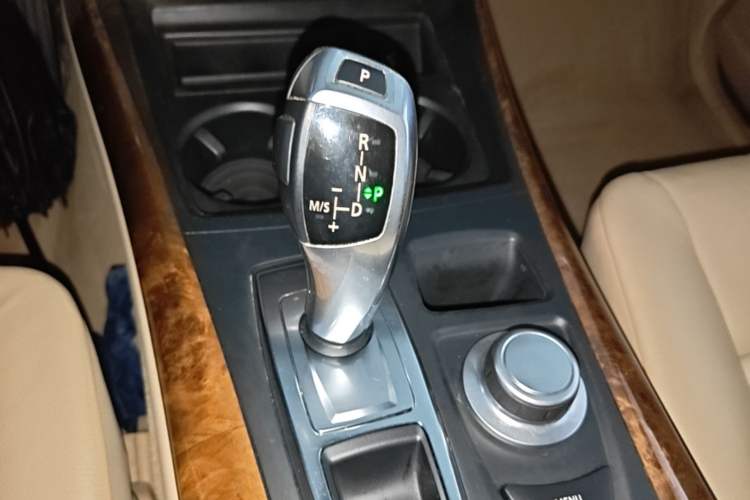Used BMW X5 2008 xDrive30i Elegant Model Gear Lever