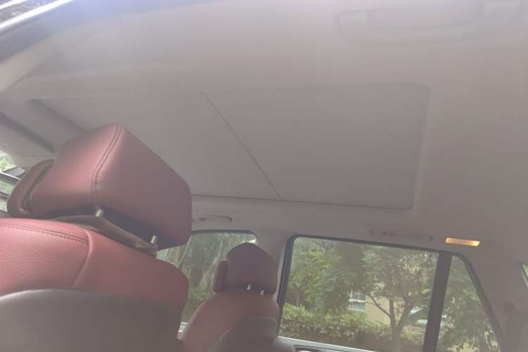 Used BMW X5 2008 xDrive48i Leading Model Headliner
