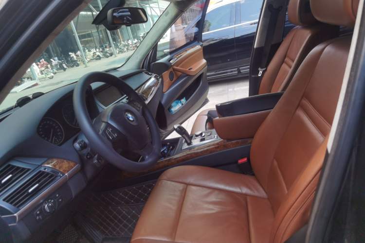 Used BMW X5 2008 xDrive30i Luxury Model Left Front Seat