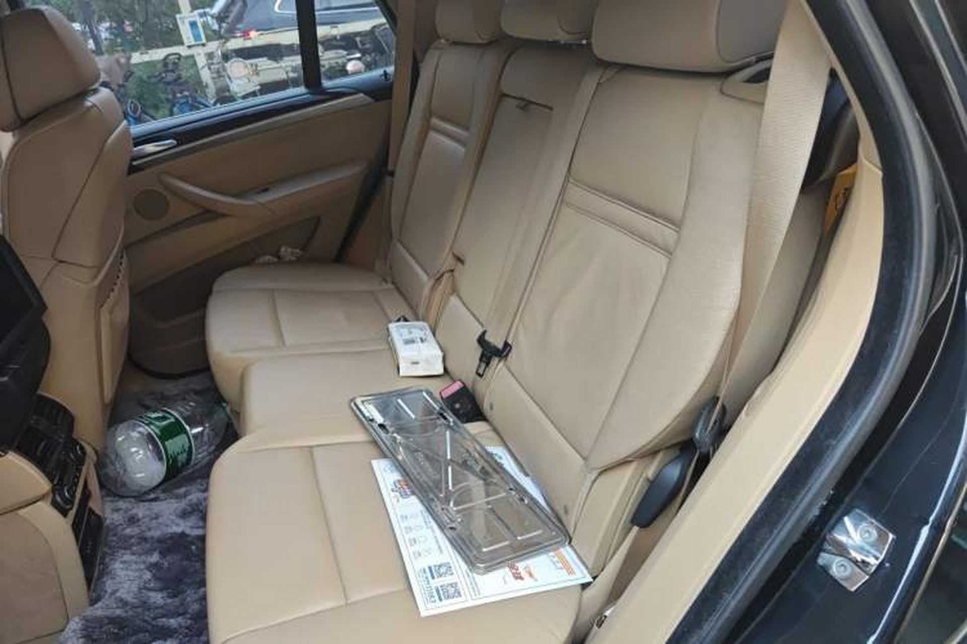 Used BMW X5  Left Rear Seat