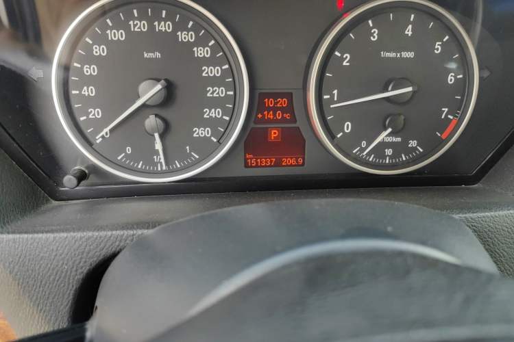 Used BMW X5 2008 xDrive30i Elegant Model Odometer Close Up