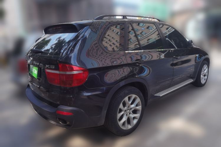 Used BMW X5 2008 xDrive30i Luxury Model Rear Right 45 Deg