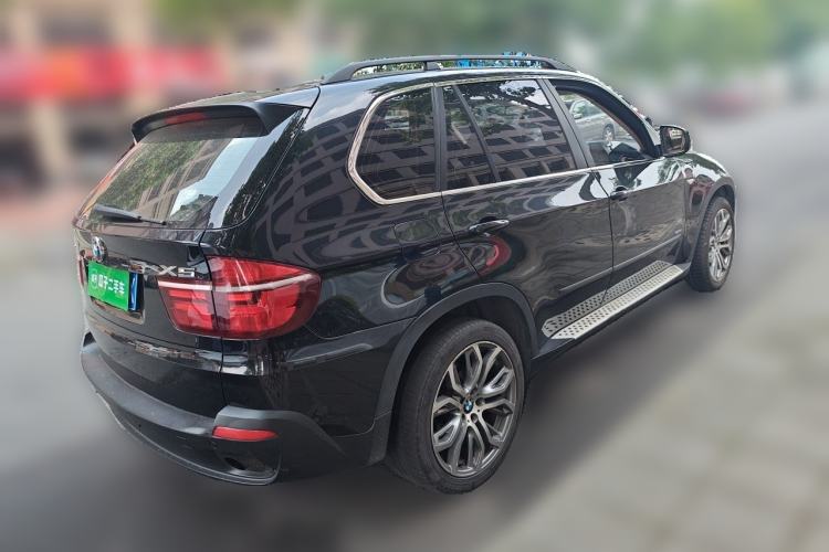 Used BMW X5 2008 xDrive30i Luxury Model Rear Right 45 Deg