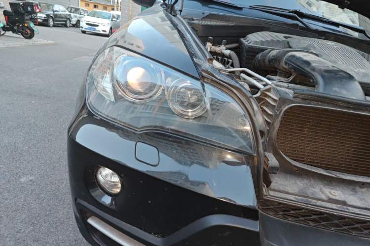 Used BMW X5  Right Front Headlight
