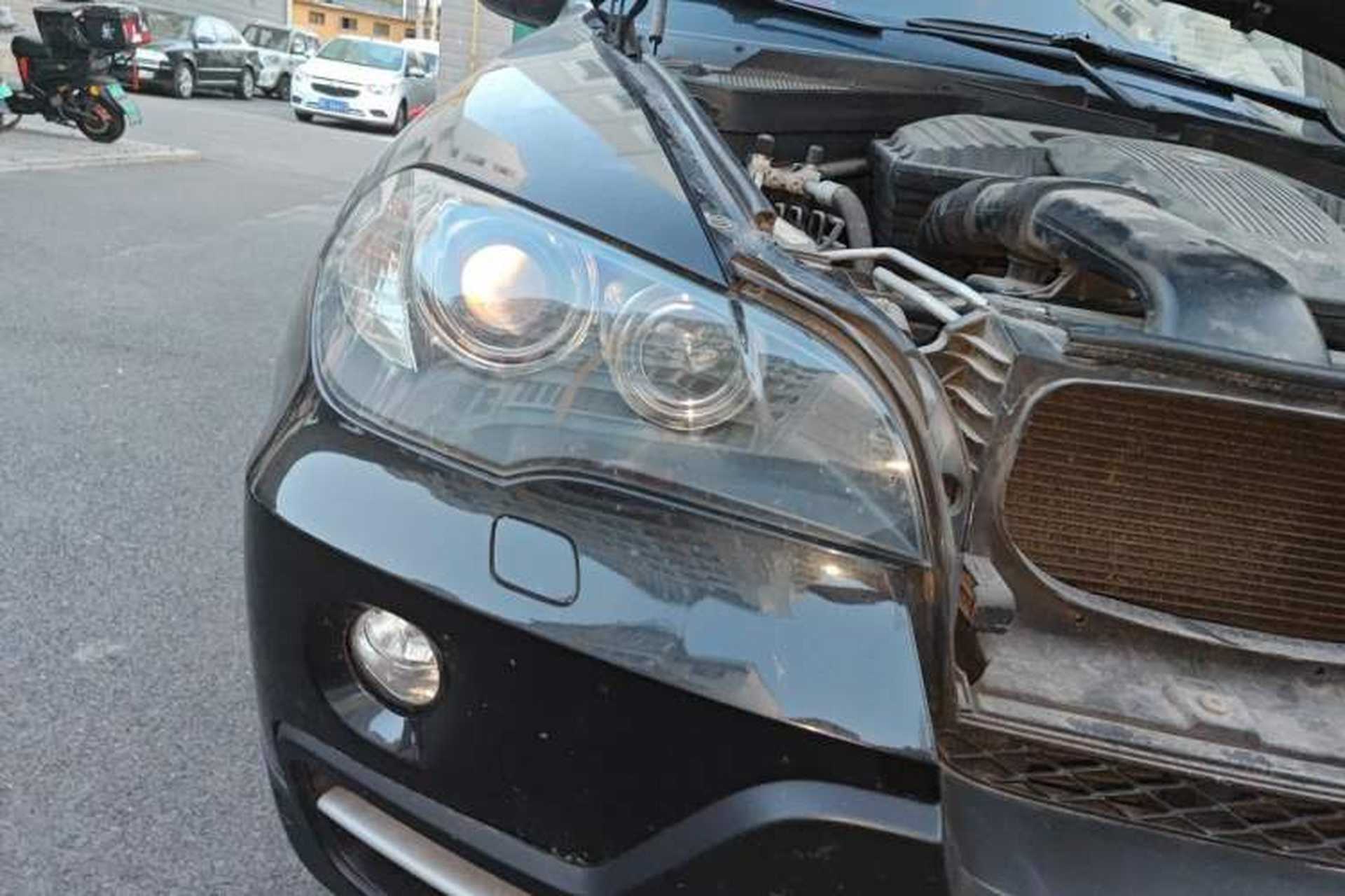 Used BMW X5  Right Front Headlight
