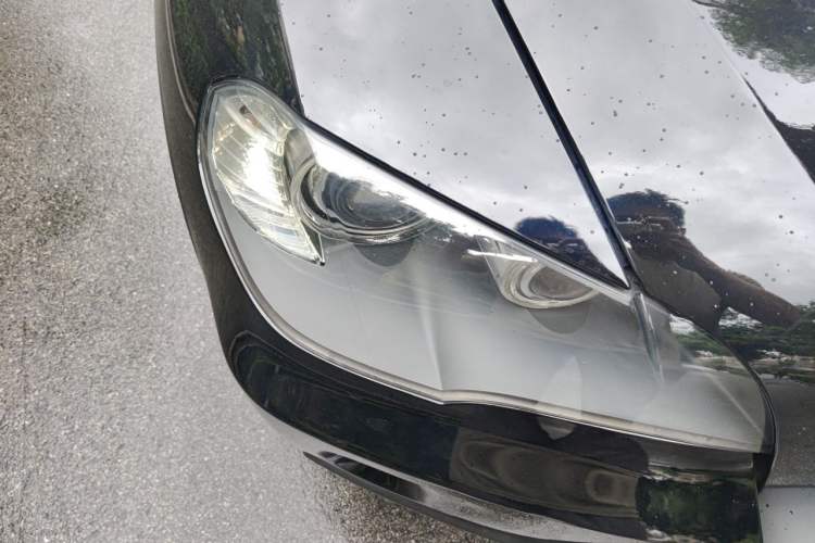 Used BMW X5 2008 xDrive48i Leading Model Right Front Headlight