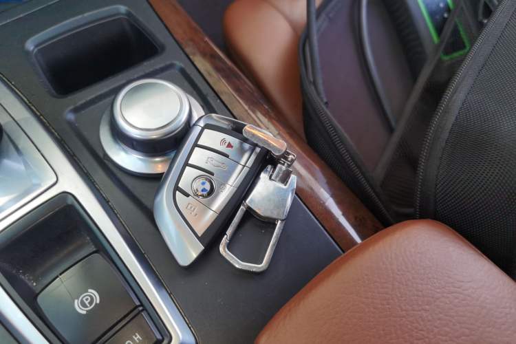 Used BMW X5 2008 xDrive30i Luxury Model Vehicle Key