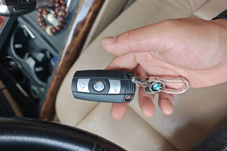 Used BMW X5 2008 xDrive30i Luxury Model Vehicle Key