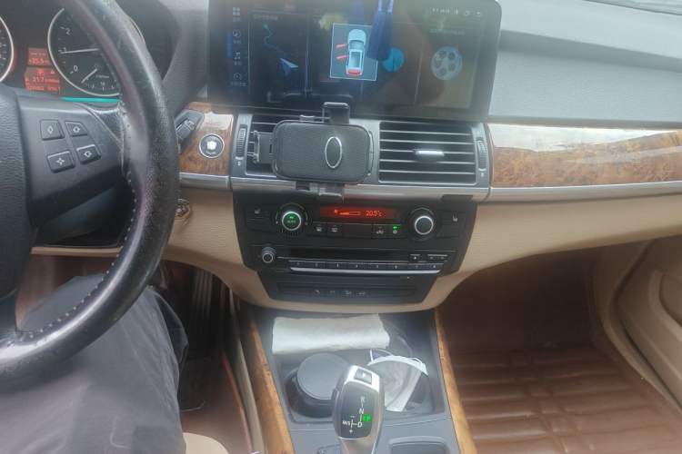 Used BMW X5 2008 xDrive30i Elegant Model Audio And AC Panel