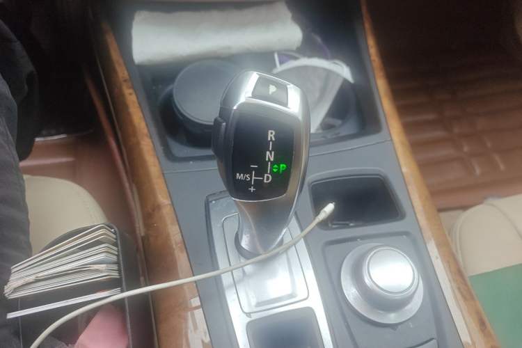 Used BMW X5 2008 xDrive30i Elegant Model Gear Lever