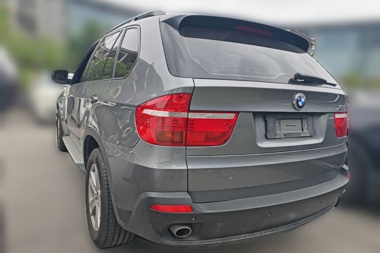 Used BMW X5 2008 xDrive30i Luxury Model Rear Left 45 Deg
