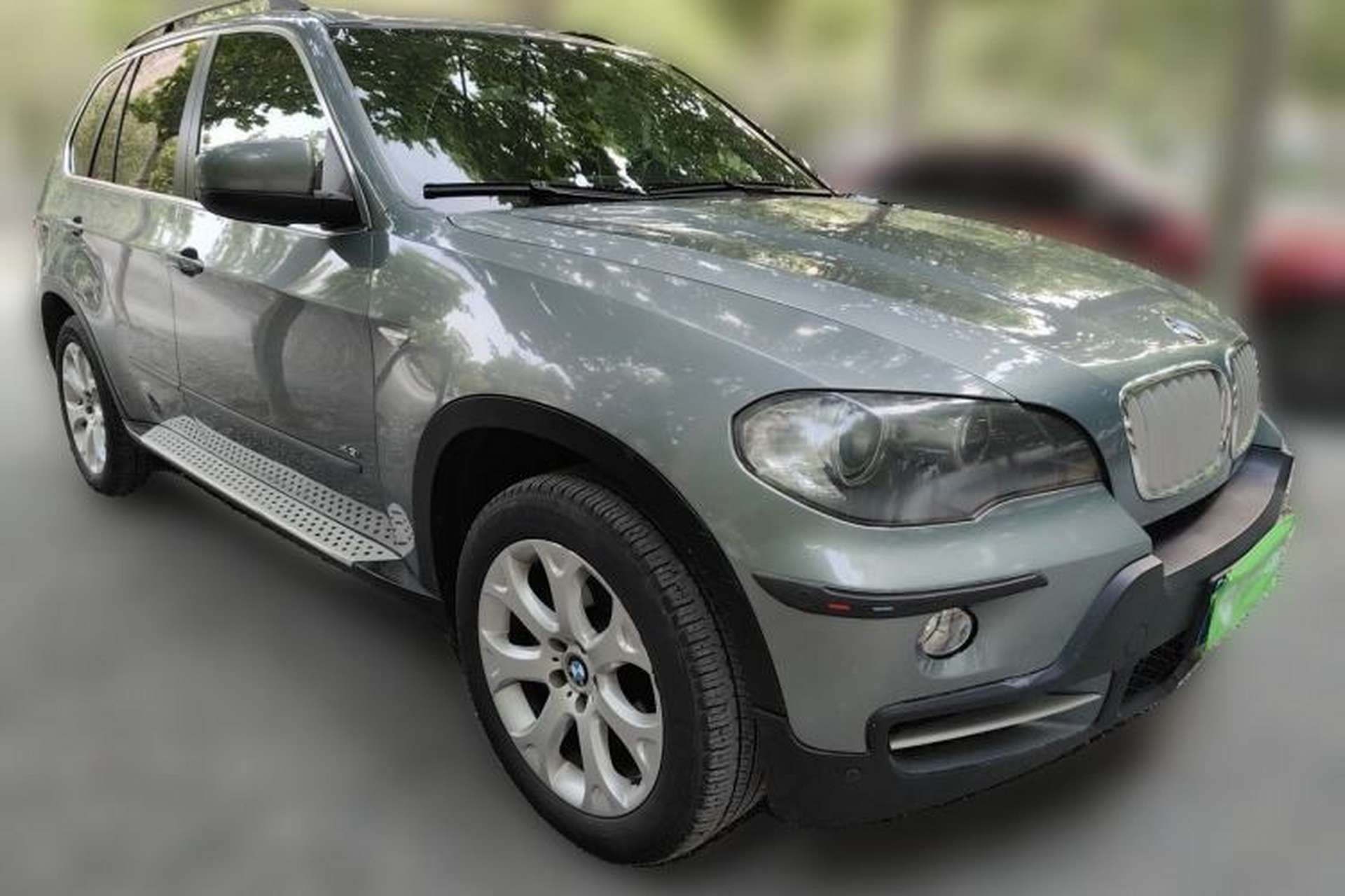 Used BMW X5  Front Right 45 Deg