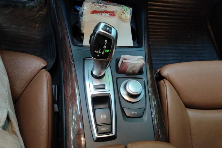 Used BMW X5  Gear Lever