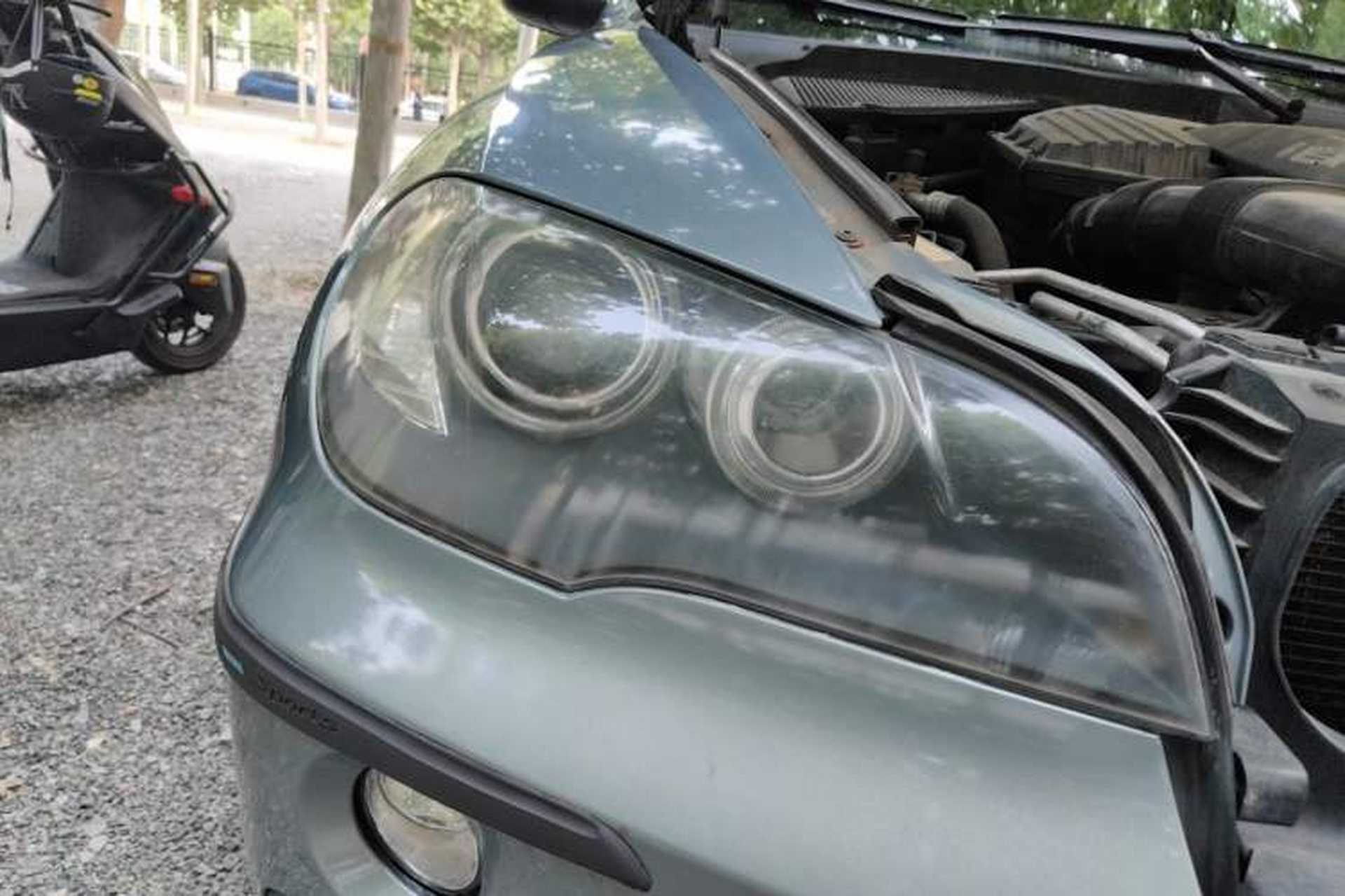 Used BMW X5  Right Front Headlight