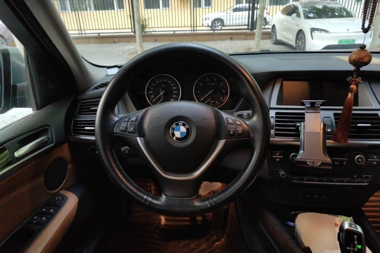 Used BMW X5  Steering Wheel