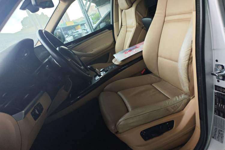 Used BMW X5 2008 xDrive48i Luxury Model Left Front Seat