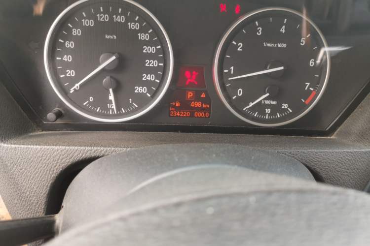 Used BMW X5 2008 xDrive30i Luxury Model Odometer Close Up