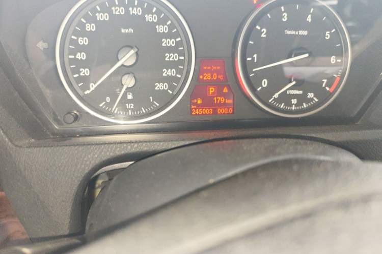 Used BMW X5 2008 xDrive48i Luxury Model Odometer Close Up