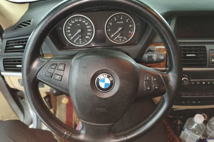 Used BMW X5 2008 xDrive30i Luxury Model Steering Wheel