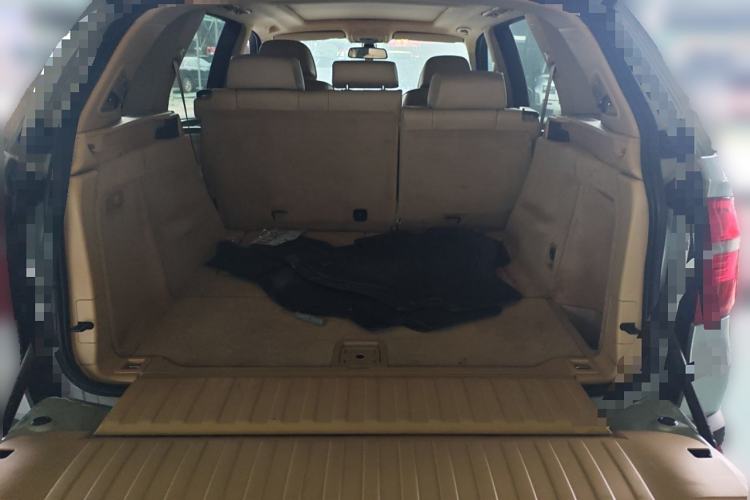 Used BMW X5 2008 xDrive48i Luxury Model Trunk