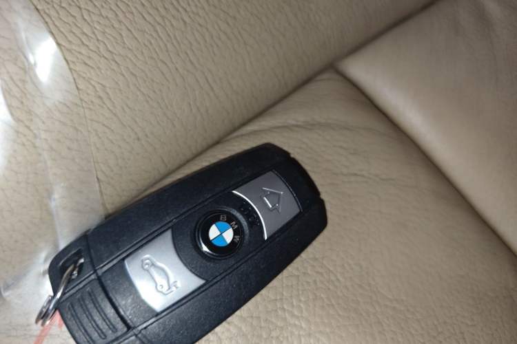 Used BMW X5 2008 xDrive48i Luxury Model Vehicle Key