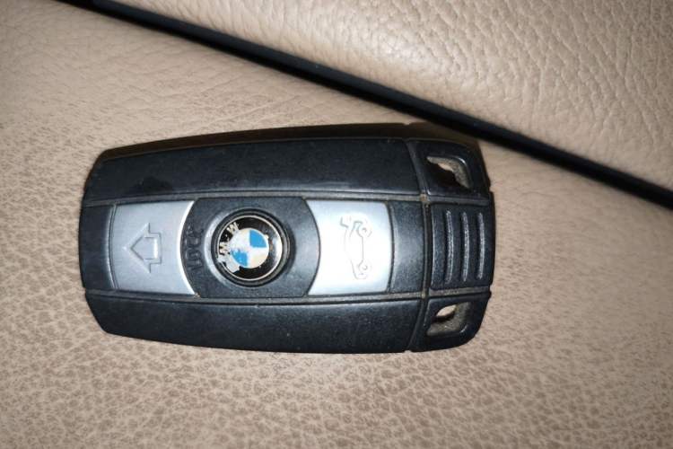 Used BMW X5 2008 xDrive30i Luxury Model Vehicle Key