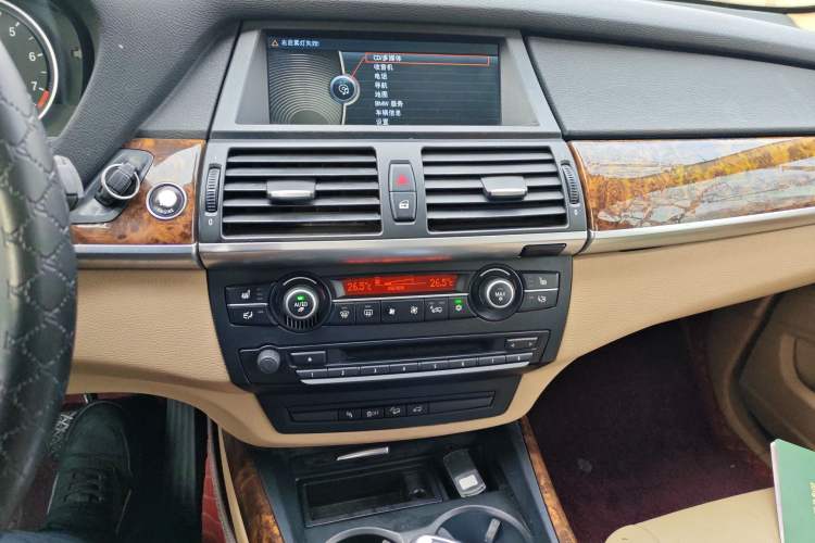 Used BMW X5 2009 xDrive30i Leading Model Audio And AC Panel