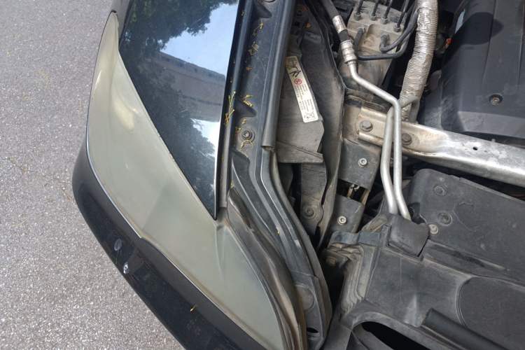 Used BMW X5 2009 xDrive30i Leading Model Engine Bay Right