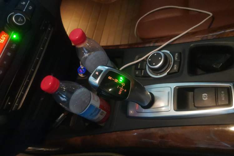 Used BMW X5 2009 xDrive30i Luxury Edition Gear Lever