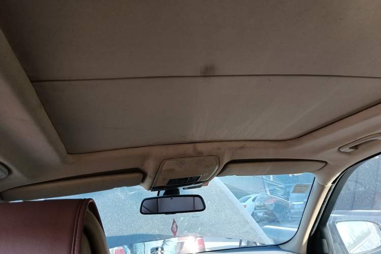 Used BMW X5 2009 xDrive30i Leading Model Headliner