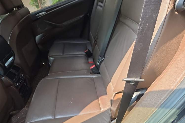 Used BMW X5 2009 xDrive30i Luxury Edition Left Rear Seat